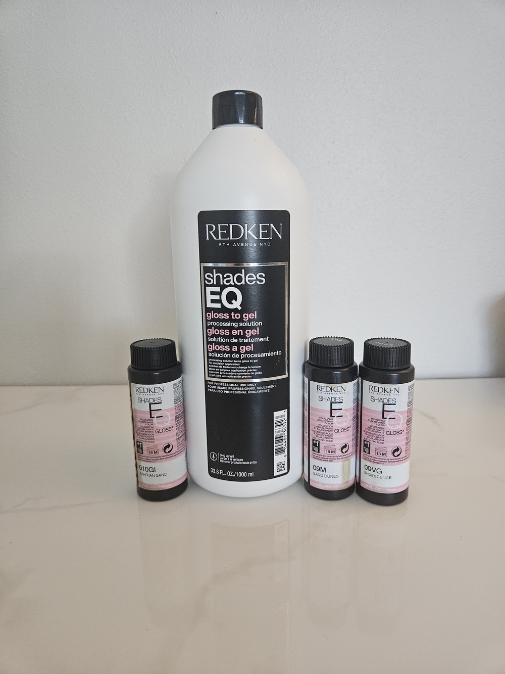 Redken Shades EQ Gloss to Gel with 3 Shades EQ Toners 10G Tahitian Sand, 09M San